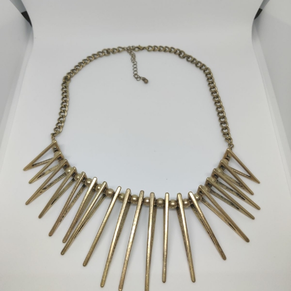 Necklace - Picture 4 of 7